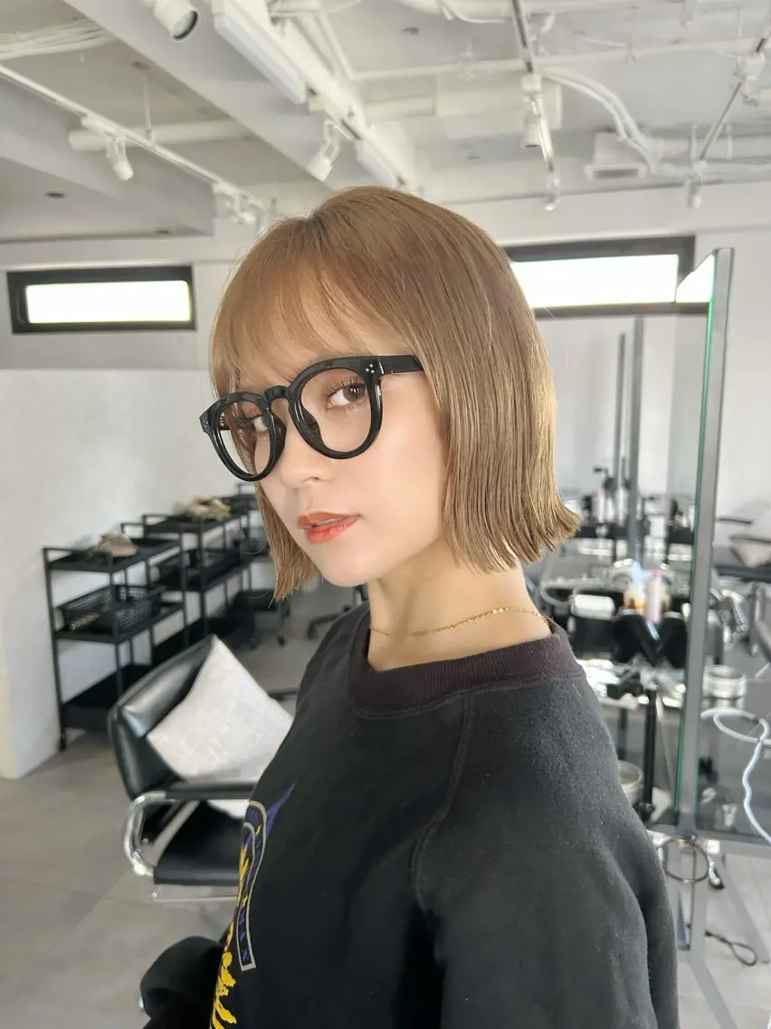ショート カラー ボブ くびれヘア 縮毛矯正 カット ヘアカラー 池袋/小顔レイヤー/ 顔まわり/taigaのヘアスタイル
