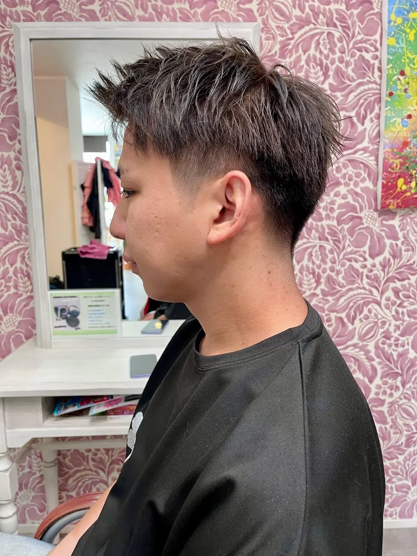 ショート ショートレイヤー レイヤーカット ショートヘア カット 女性理容師 黒岩　さちのヘアスタイル