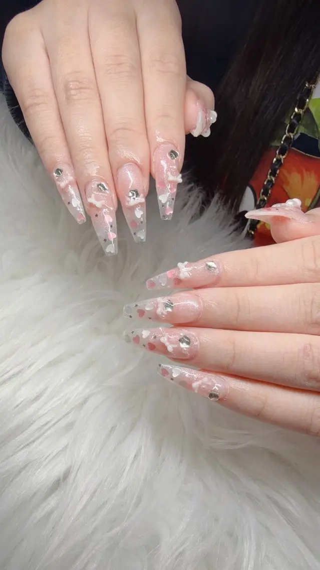 ネイル ハンドネイル Lee Nailsのネイルデザイン