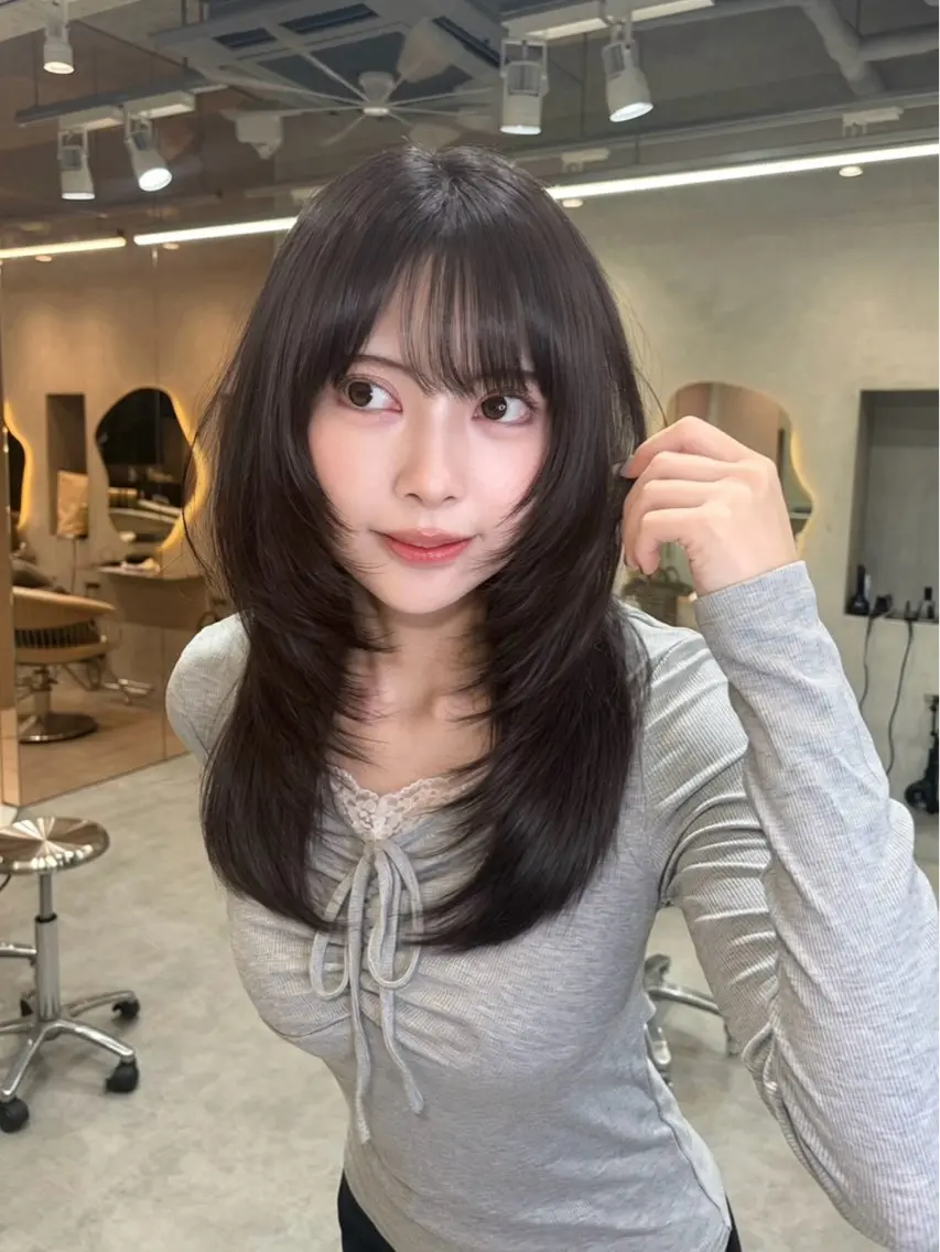 ロング カラー YUI  透明感🌱 艶カラー🍓浦和のヘアスタイル