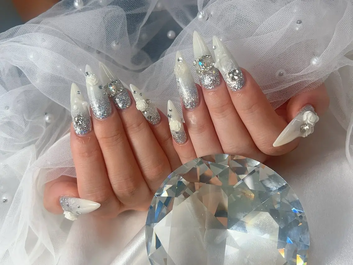 ネイル グラデーション ハンドネイル bijou nails 蓮のネイルデザイン