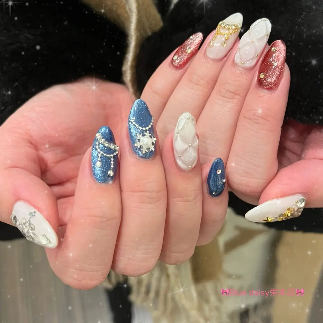 ネイル 冬ネイル クリスマス ハンドネイル BlueDaisy 栄本店のネイルデザイン