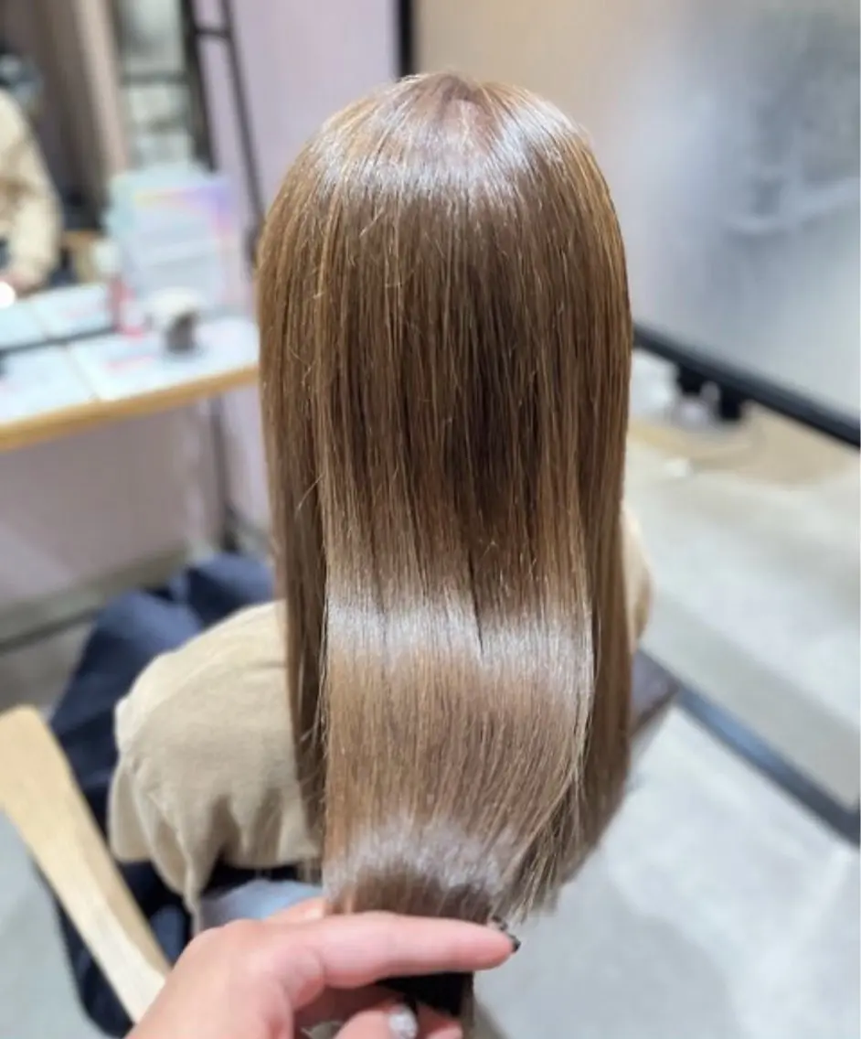 カラー 梶 瑞希のヘアスタイル