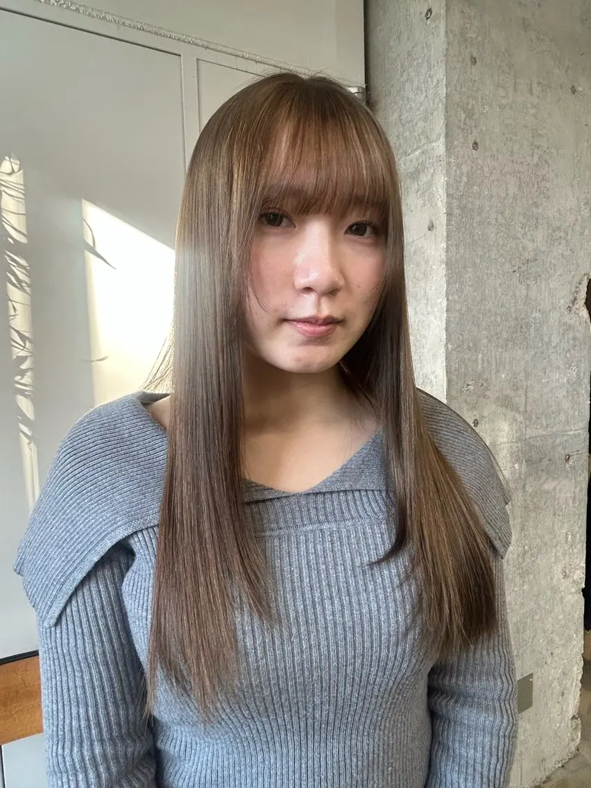 ロング 伊藤ほのか/パーマ /ダブルカラーのヘアスタイル