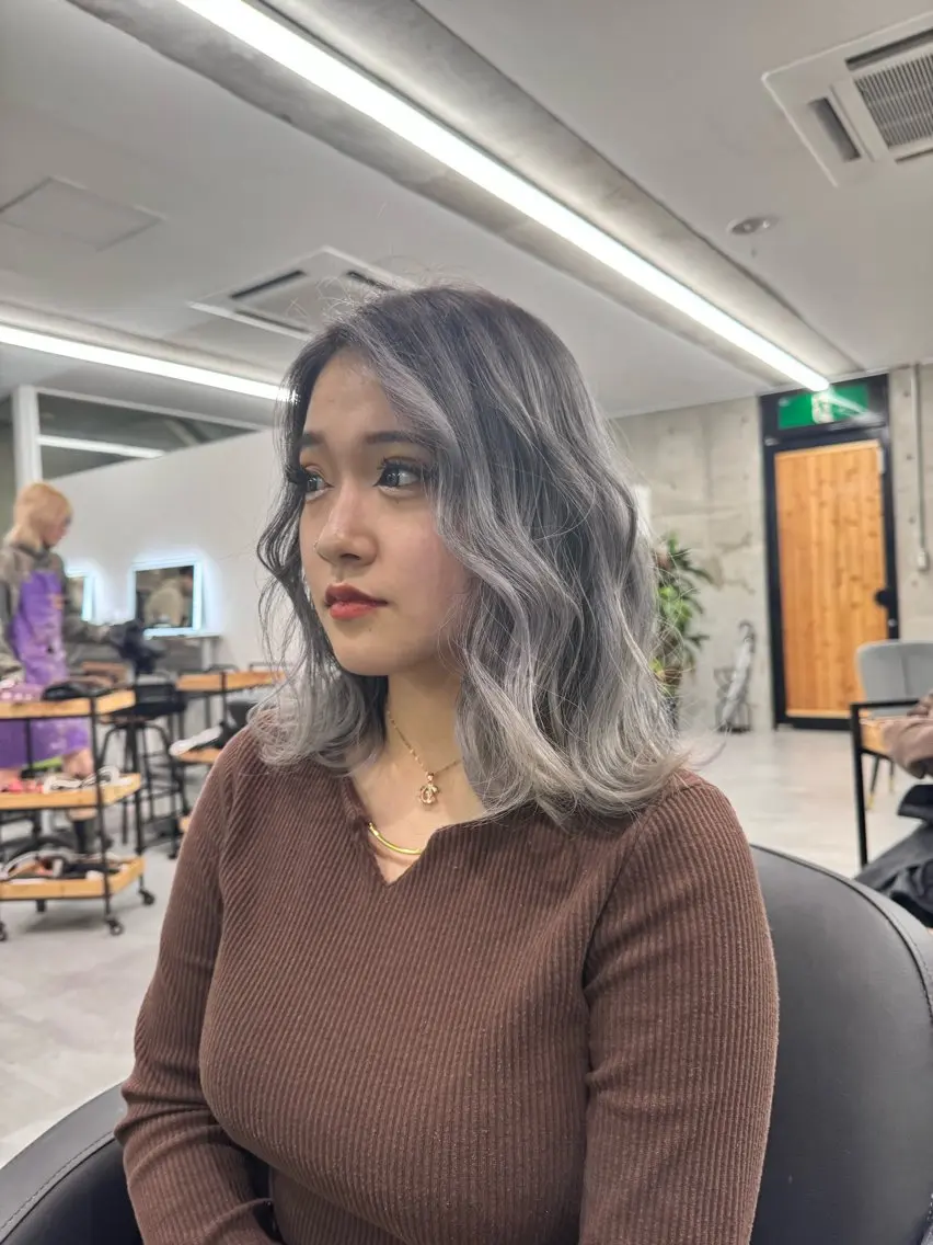 セミロング カラー バレイヤージュ ミストバング フェイスフレーミング レイヤーカット ヘアカラー トリートメント 艶髪✨ブリーチ職人 yasuのヘアスタイル
