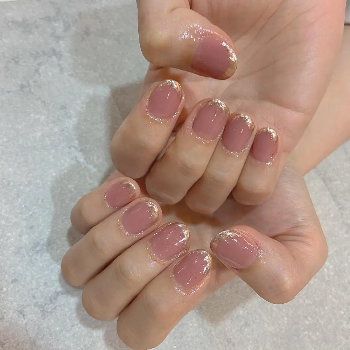 ネイル フレンチネイル ミラーネイル . .のネイルデザイン