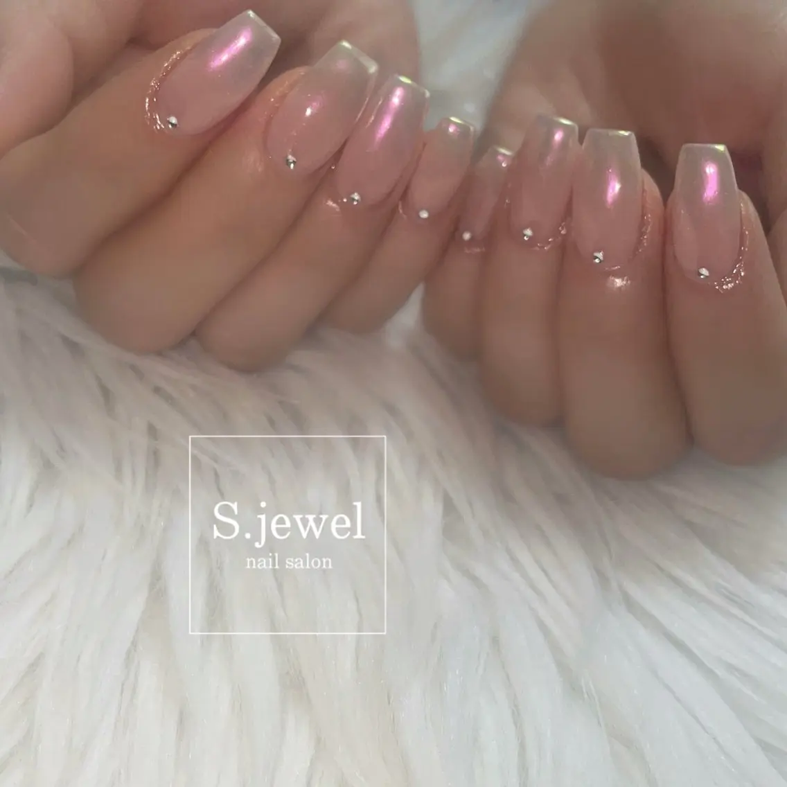 ネイル S. JEWELのネイルデザイン