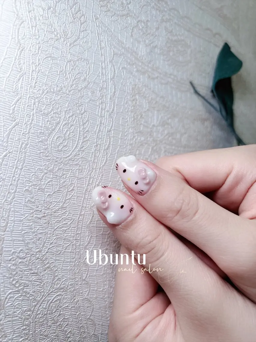ネイル アートネイル ハンドネイル Ubuntu🎀 ネイルサロン✨のネイルデザイン