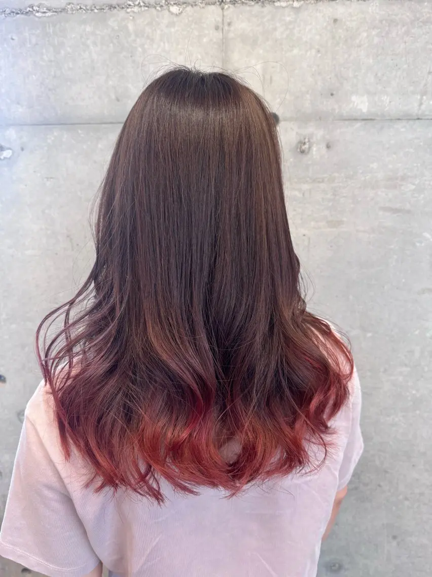 カラー アッシュ グラデーションカラー ピンクカラー Sanae .のヘアスタイル