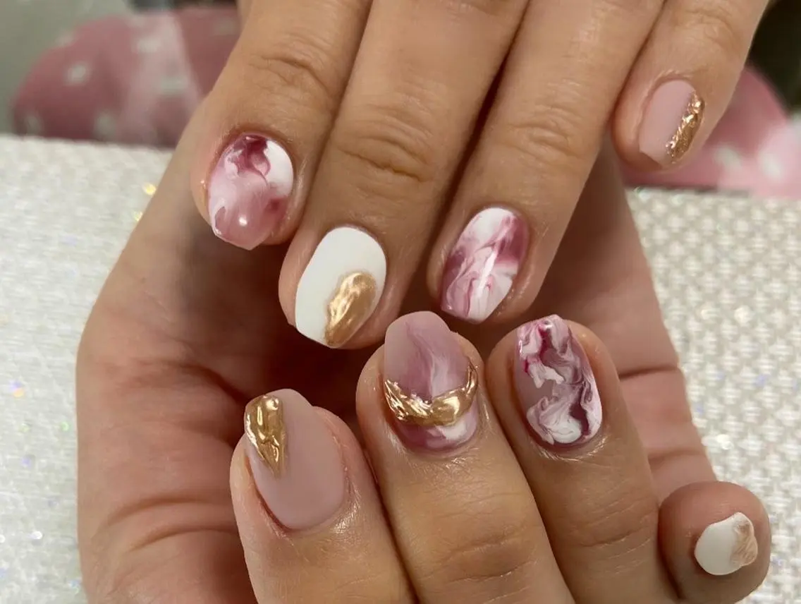 ネイル ハンドネイル ハンドケア private salon  Rinの眉毛・アイブロウイメージ