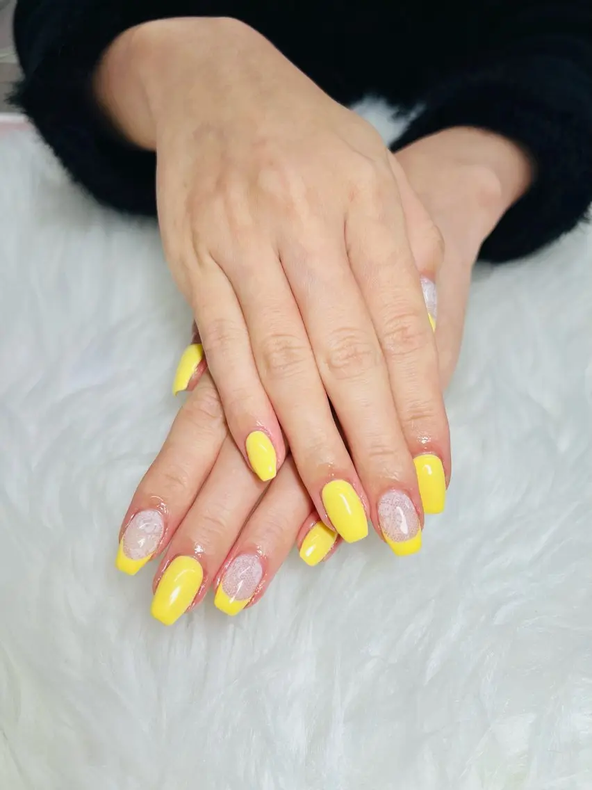 ネイル AURA NAILのネイルデザイン
