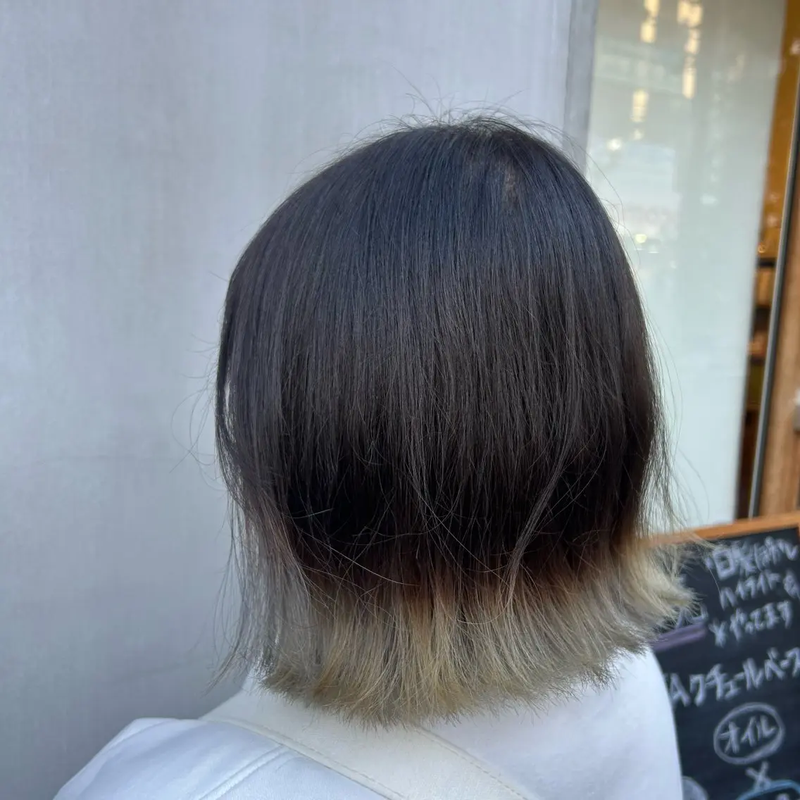 カラー 若狭 彩花のヘアスタイル