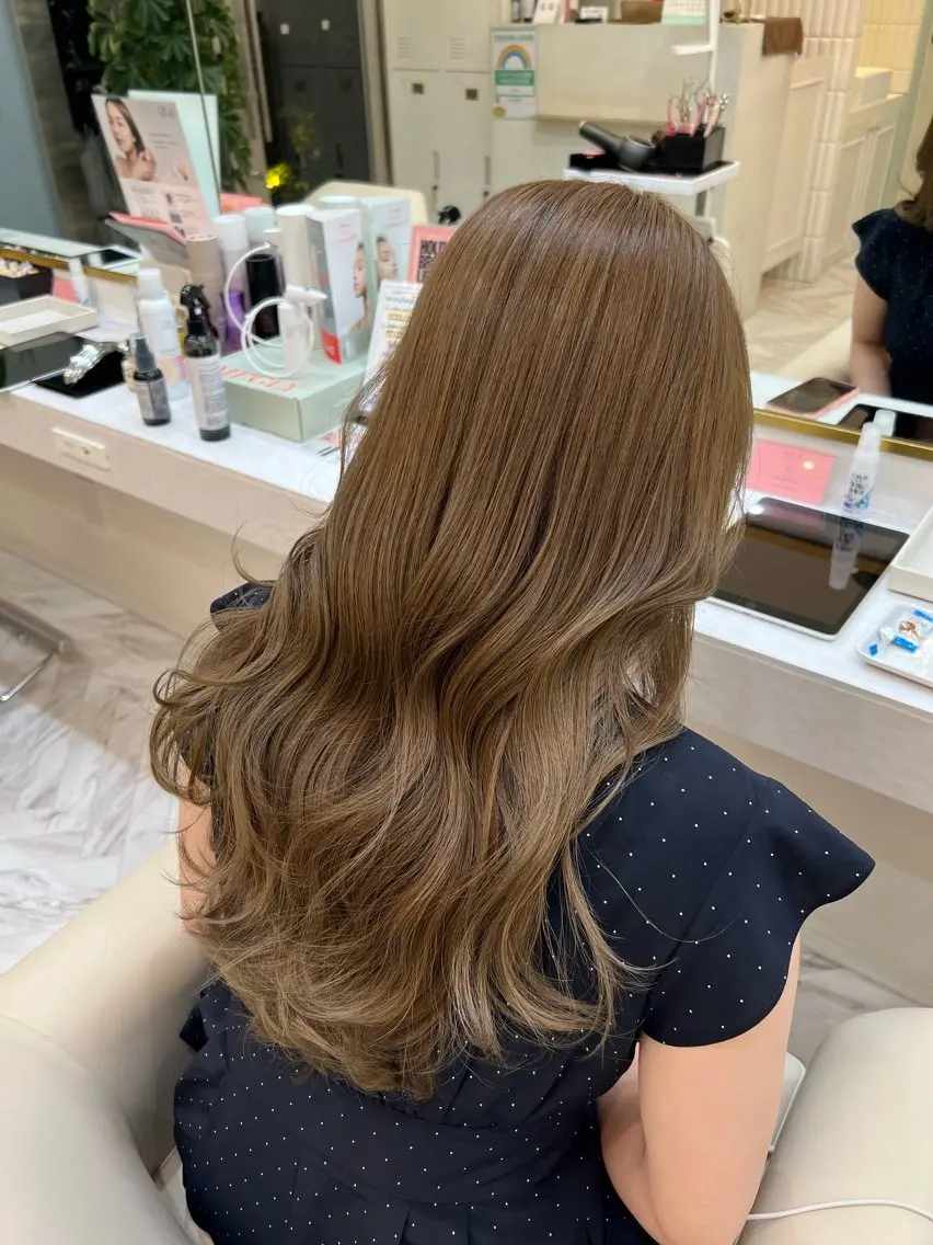 ロング カラー カット ヘアカラー トリートメント Shun 透明感カラ ー/似合わせカットのヘアスタイル