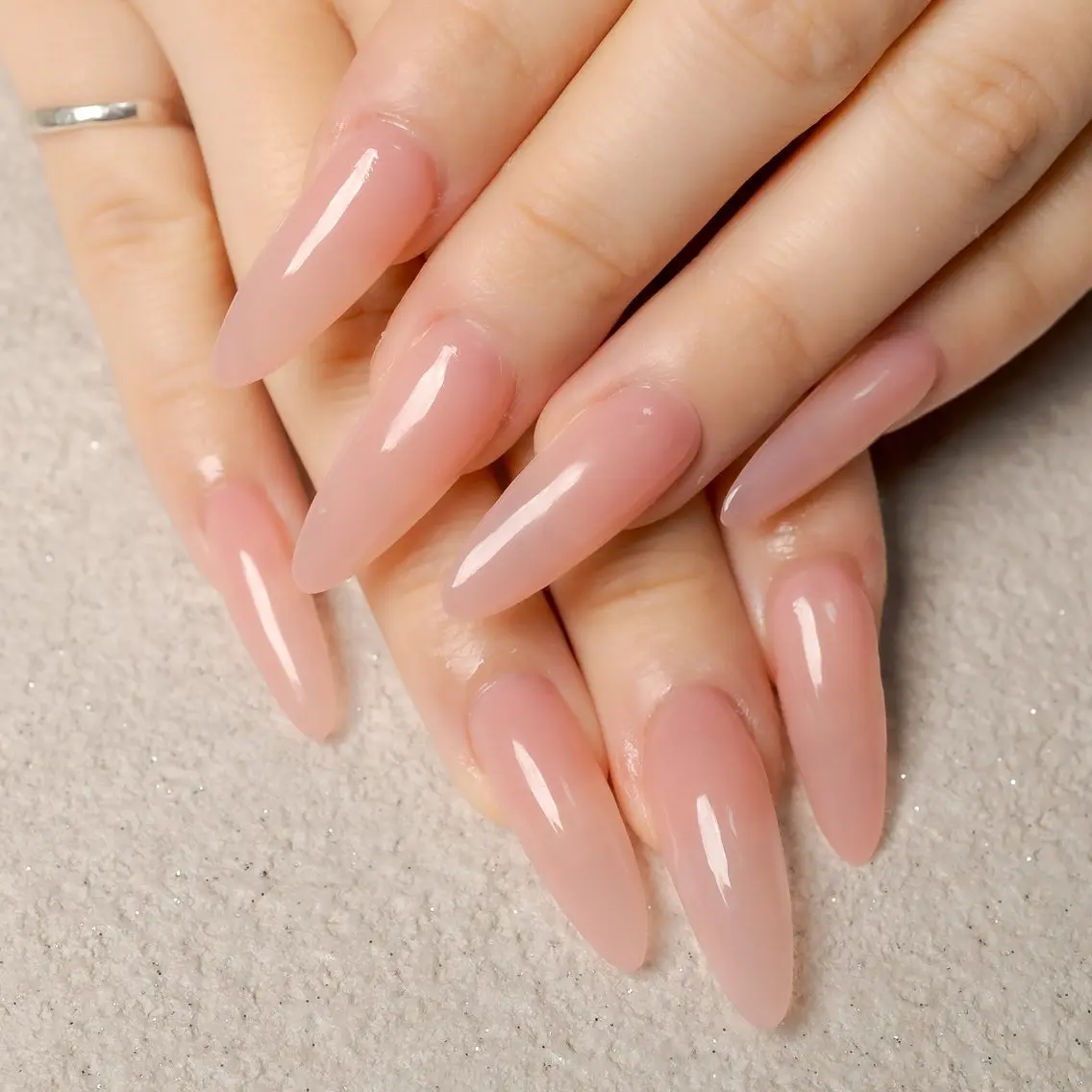 ネイル ハンドネイル NEWMOON maki_恵比寿のネイルデザイン