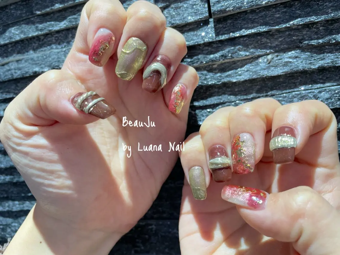 ネイル ミラーネイル ハンドネイル BeauJu by Luana Nailのネイルデザイン