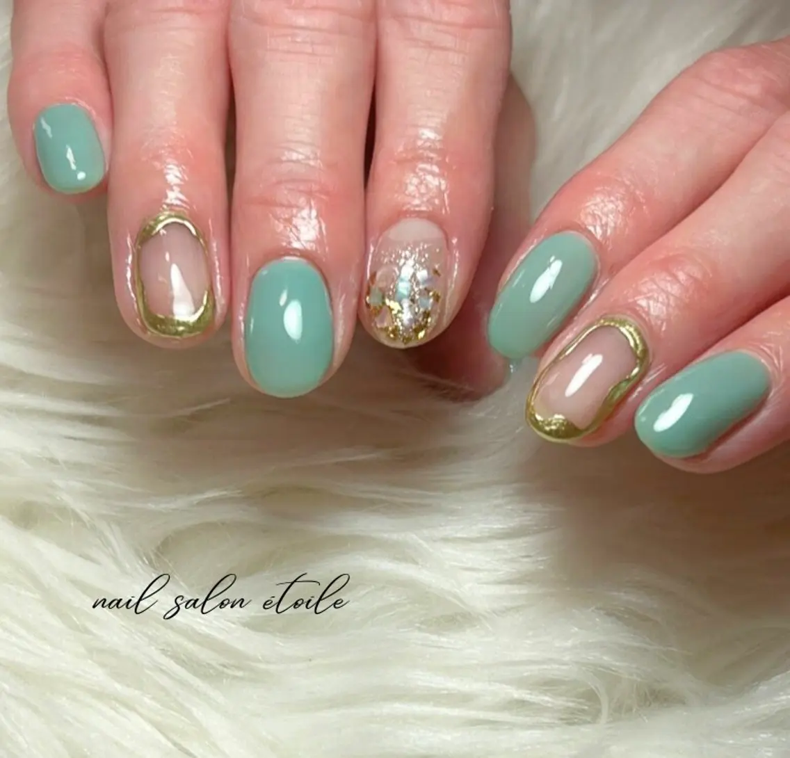 ネイル アートネイル グリーン ミラーネイル シンプルネイル 夏ネイル ハンドネイル nail salon étoileのネイルデザイン