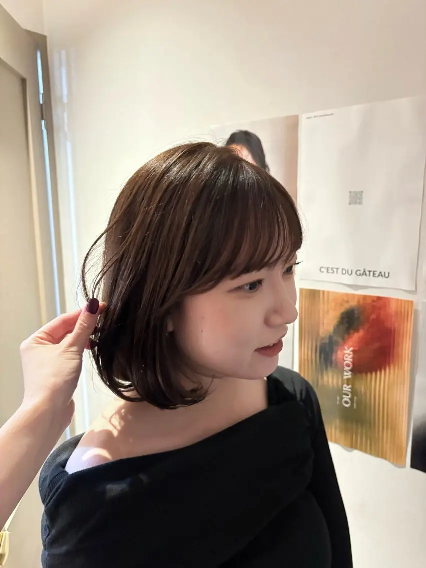 ショート 韓国風ヘア コトノ/レイヤー /透明感カラーのヘアスタイル