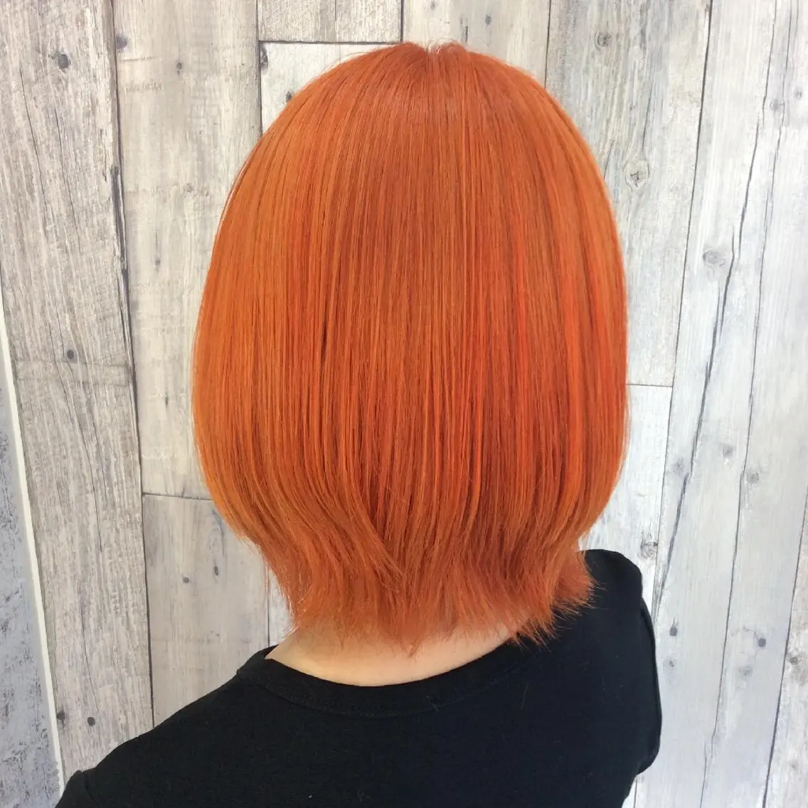 ミディアム カラー オレンジ ボブ 外ハネヘア ヘアカラー トリートメント sato shoheiのヘアスタイル