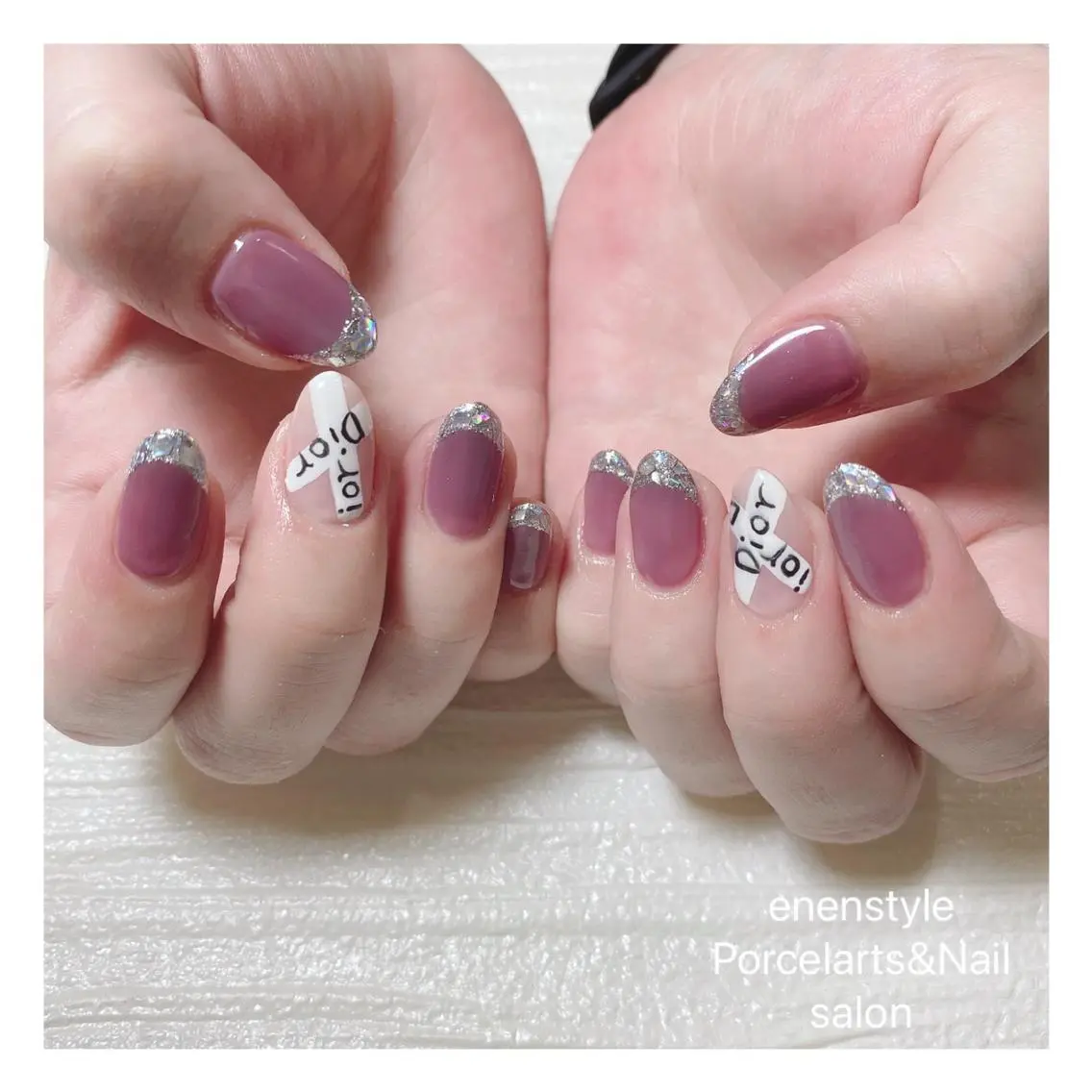 ミディアム ネイル ハンドネイル 🐾enen style 🐾のネイルデザイン