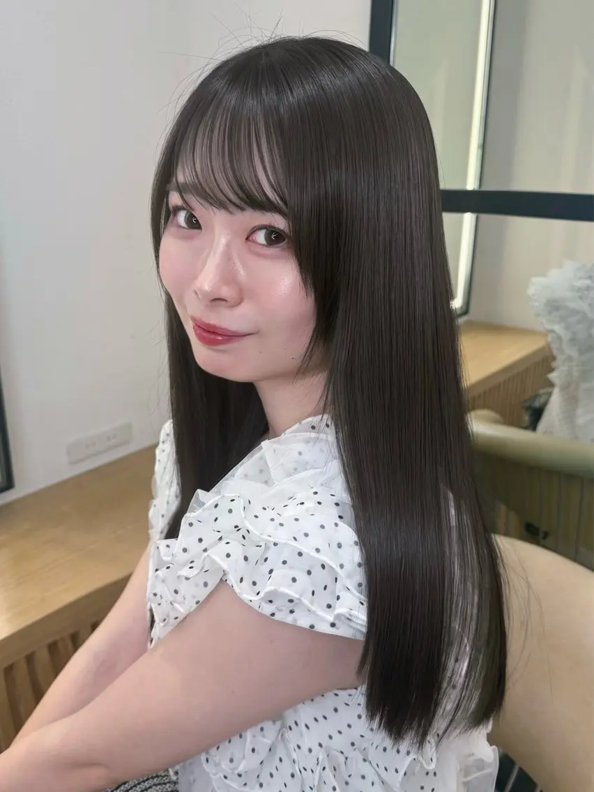 ロング 縮毛矯正 縮毛矯正 縮毛矯正/透明感 カラー/minaのヘアスタイル