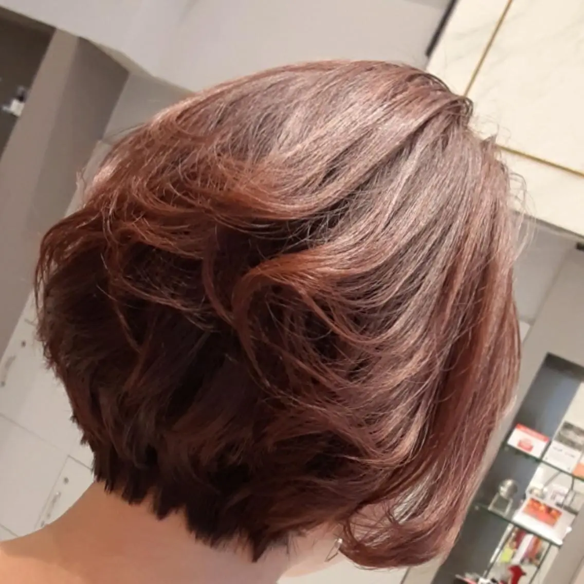 ショート パーマ カラー 知念 香トータル ビューティー🌷のヘアスタイル