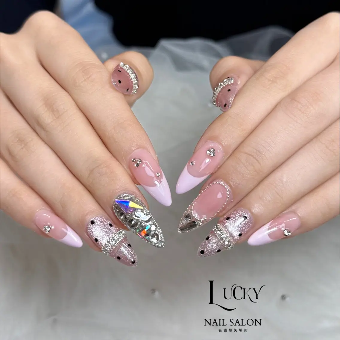 ネイル アートネイル ジェルネイル ロングネイル 持ち込み シンプルネイル ハンドネイル Lucky Nail Salonのネイルデザイン