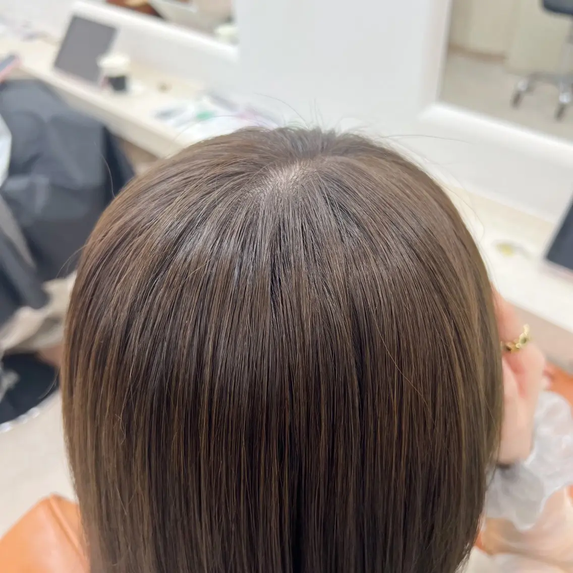 ロング カラー ベージュカラー 透明感カラー オリーブベージュ オリーブカラー トリートメント ヘアカラー トリートメント 艶カラー/透明感 /ヒグチアオイのヘアスタイル