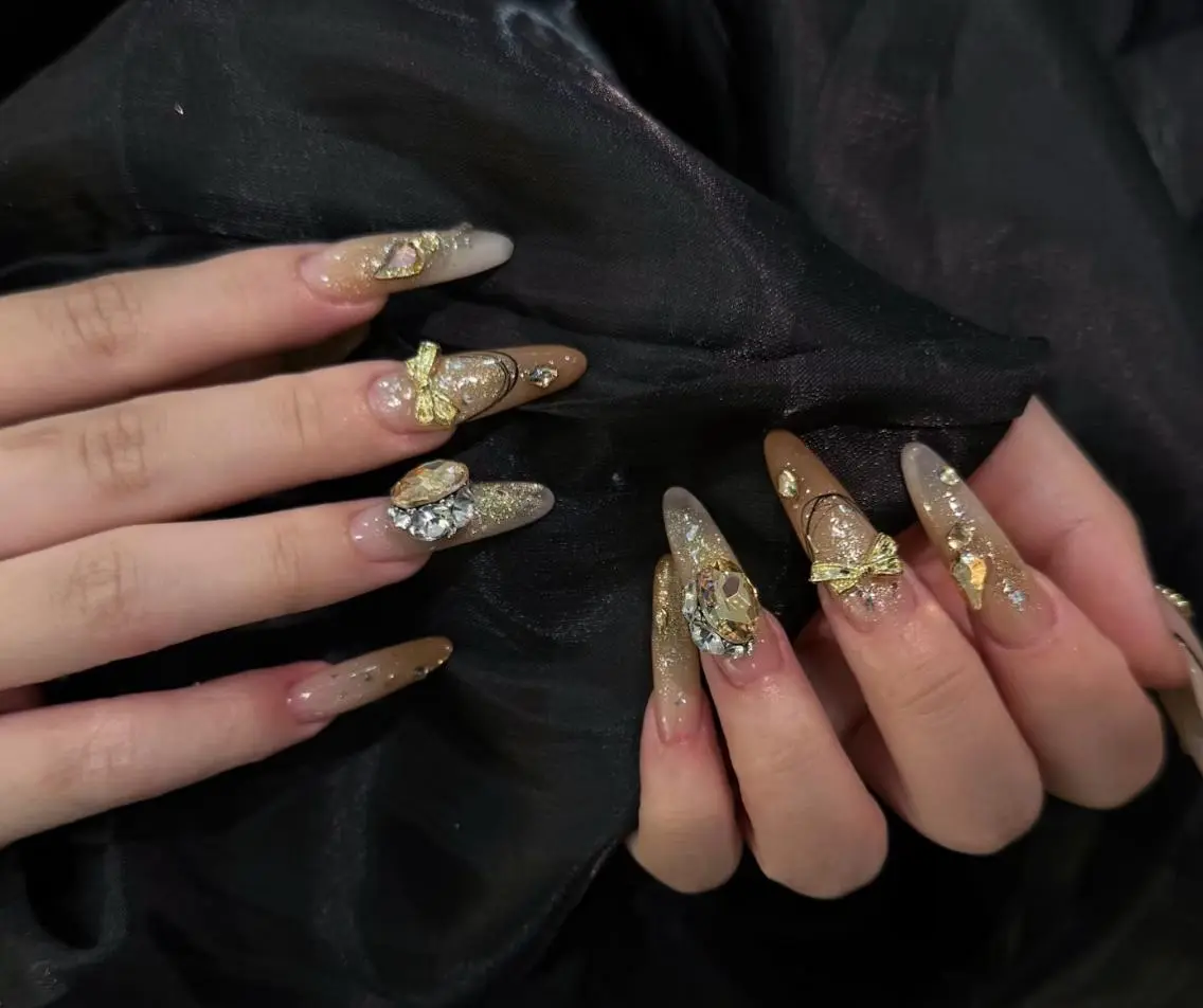 ネイル ハンドネイル Pure&Rich Nailのネイルデザイン
