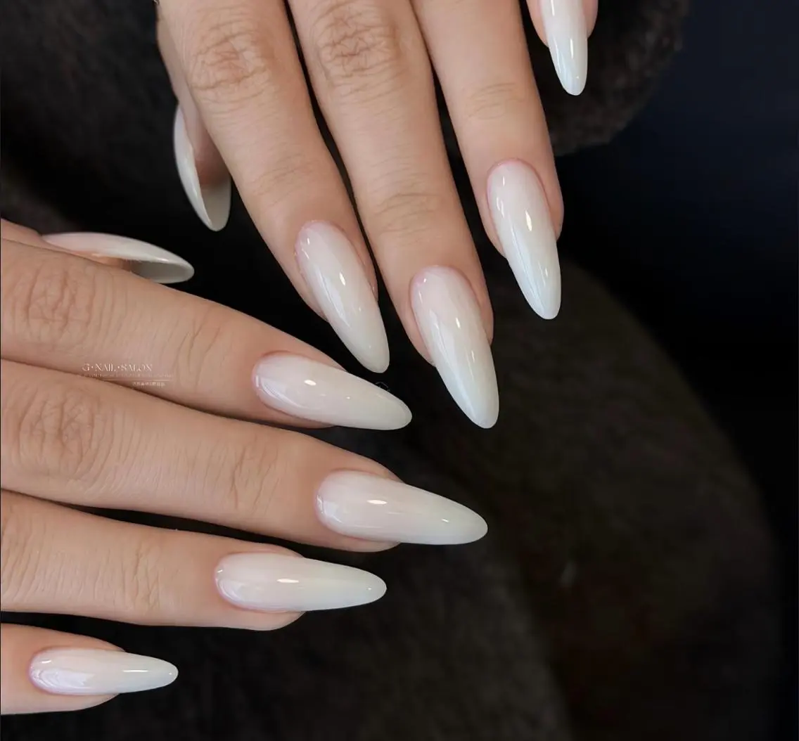 ネイル ハンドネイル 🎀 KiKi_nailのネイルデザイン