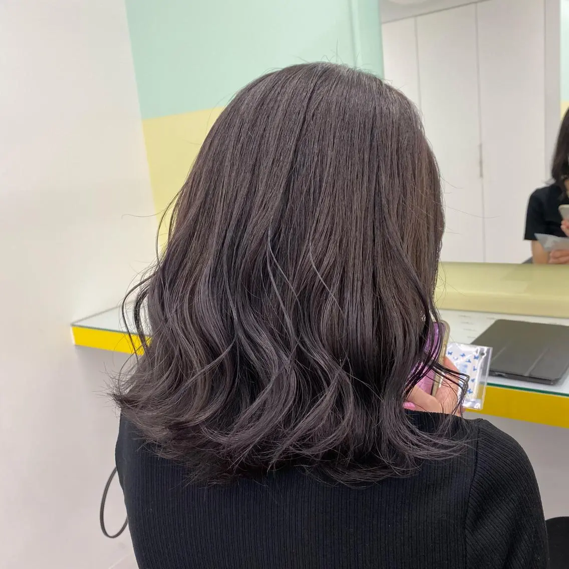 セミロング カラー ヘアアレンジ ヘアカラー トリートメント mai🍑暖色カラー /レイヤー💖のヘアスタイル