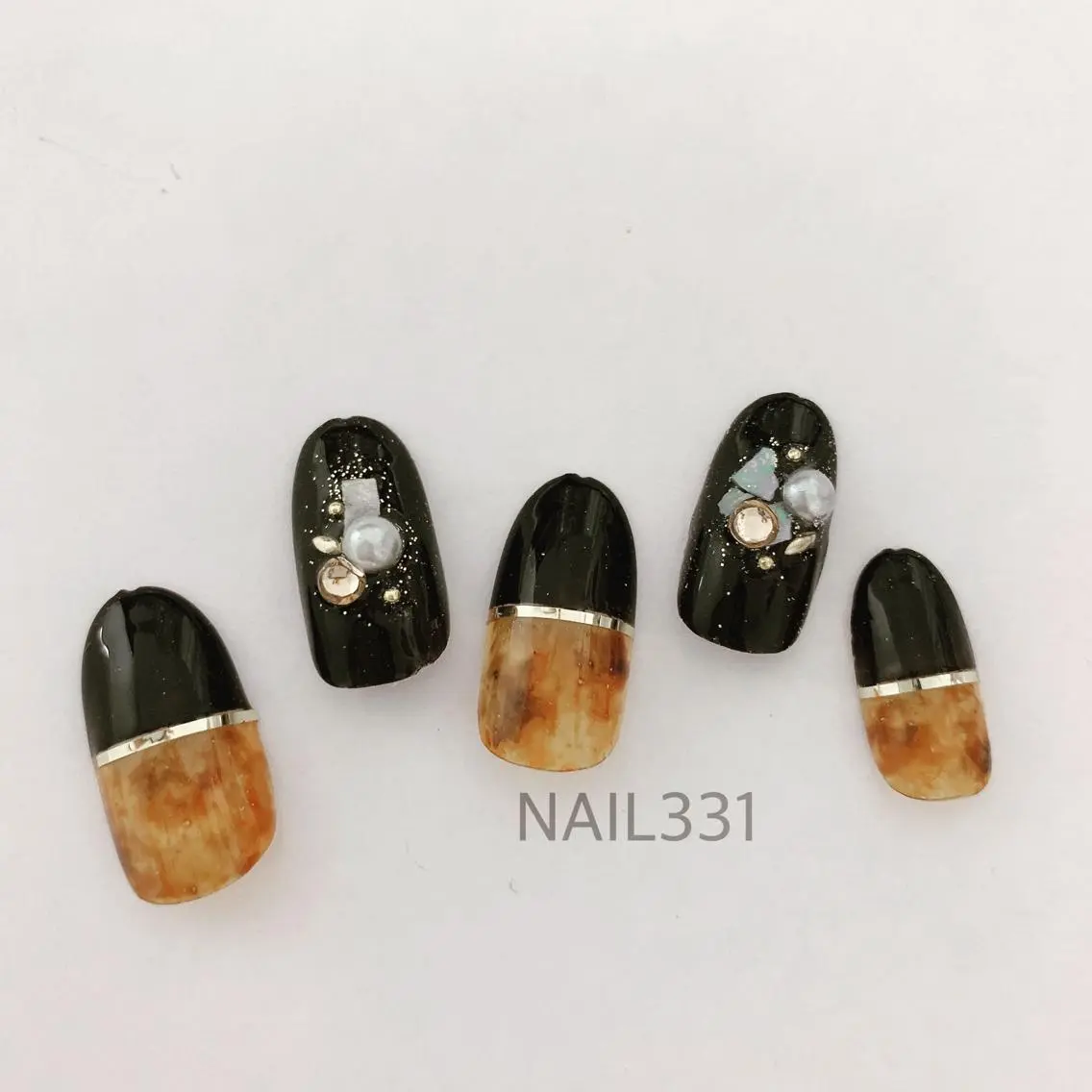 ネイル べっ甲ネイル ハンドネイル Nail 331のネイルデザイン