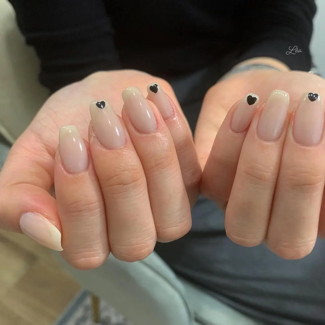 ネイル ジェルネイル パラジェル ソフトジェル Léa nailのネイルデザイン