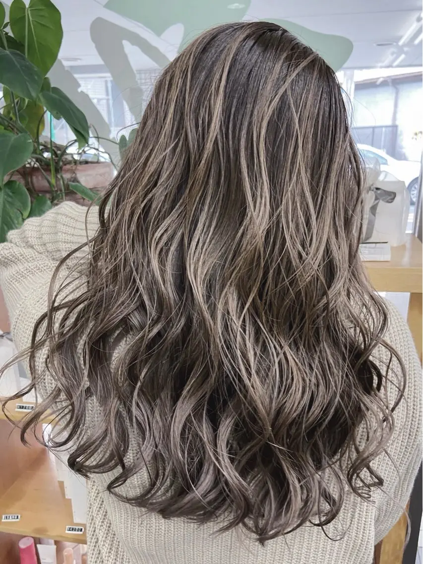 ロング カラー ヘアカラー 🌙⟡ 大船/モデル 募集CHIKA🌙のヘアスタイル