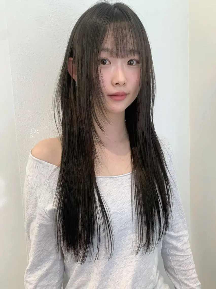 ✨酸性ストレートモデル✨《ダメージ毛の方にもオススメです🙌🏻》（平日（木曜を除く）18：00​〜​/日祝　17：00​〜​）の写真