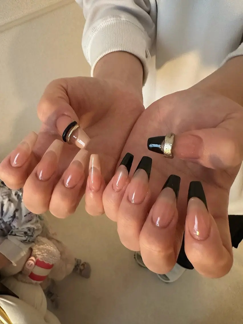 ロング 🦋Nail Amo🦋のネイルデザイン
