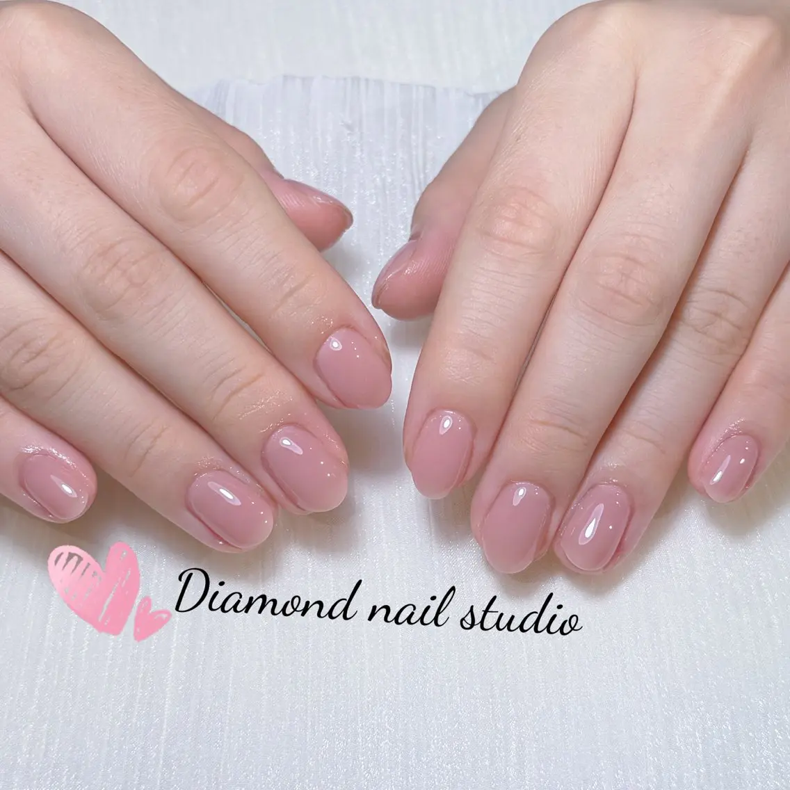 ネイル アートネイル オーロラネイル フラッシュネイル ガーリー キラキラネイル ハンドネイル Una NAILMANAMIのネイルデザイン