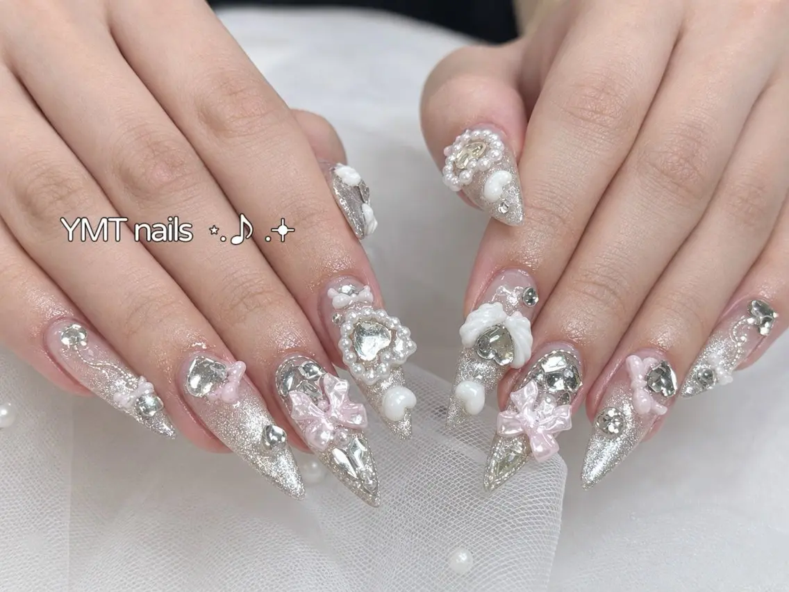 ネイル ハンドネイル mochi nailsのネイルデザイン