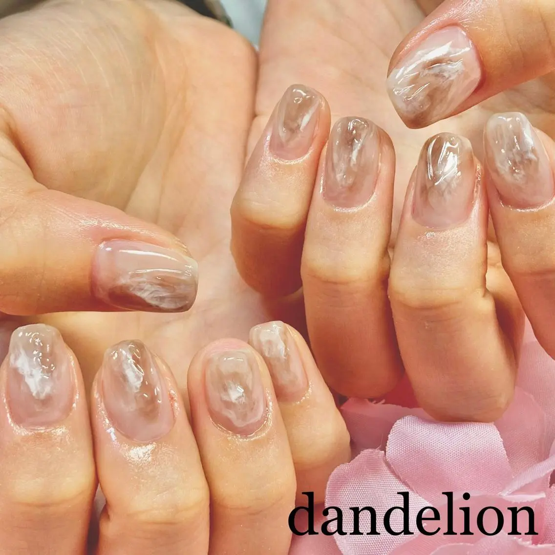 ネイル ハンドネイル ハンドケア dandelion ダンデライオンのネイルデザイン