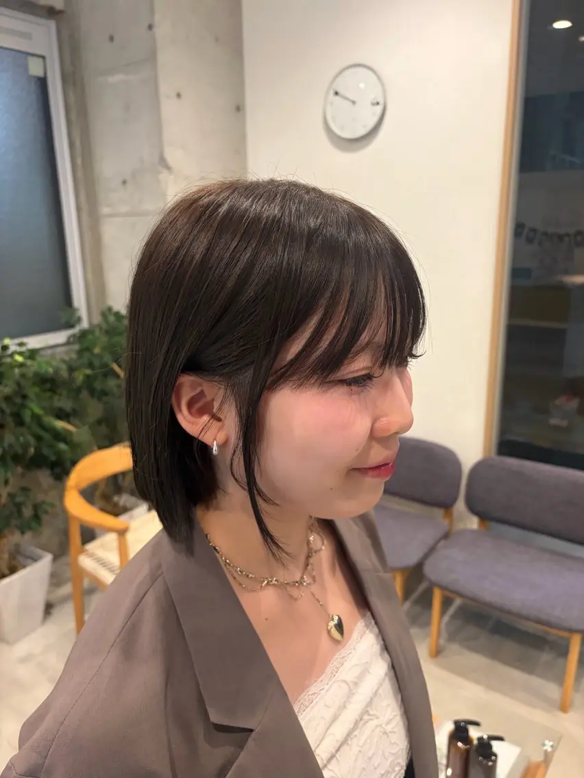 ミディアム 安永識央里/大曽根/ カラーモデルのヘアスタイル