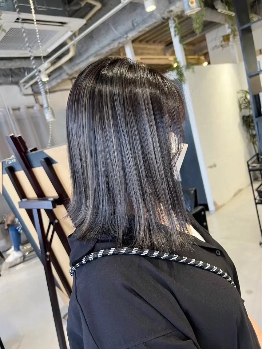 ミディアム カラー ハイライトカラー ハイライト カット ヘアカラー トリートメント inc新小岩 🌱MANAMIのヘアスタイル