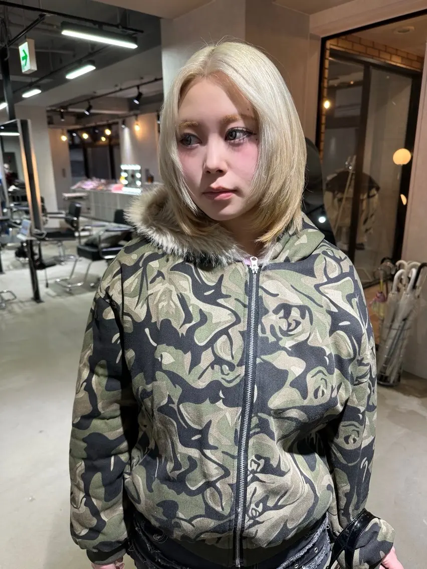 ミディアム ケアカラー ボブ 髪質改善 レイヤーカット トリートメント ヘアカラー 心斎橋 韓国レイヤ ー指名No.1renのヘアスタイル
