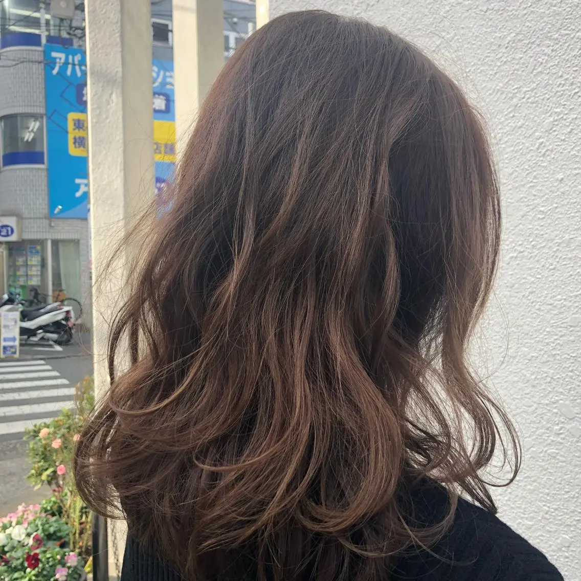 ミディアム カラー パーマ ヘアアレンジ アディクシーカラー 【白髪ぼかし 専門GBG】自由が丘のヘアスタイル