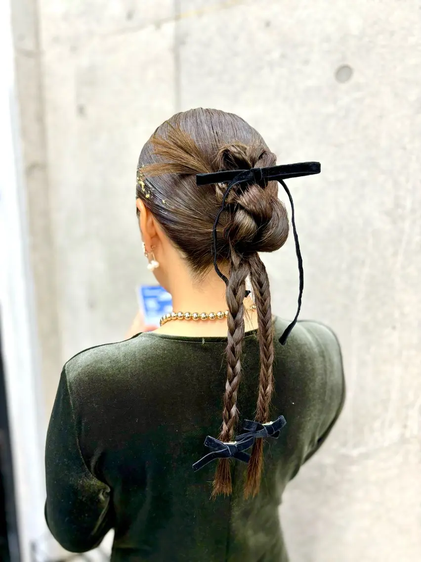 ロング ヘアアレンジ 梅雨対策すぐ巻ける ☔️縮毛矯正勝倉　麗のヘアスタイル