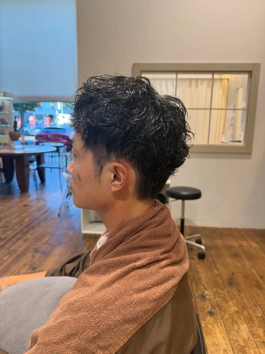 メンズ メンズパーマ 齋藤 百逢のヘアスタイル
