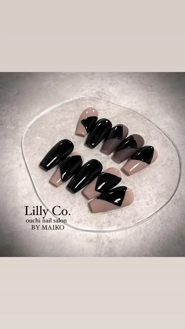 ネイル ハンドネイル ハンドケア Lilly Co.のネイルデザイン