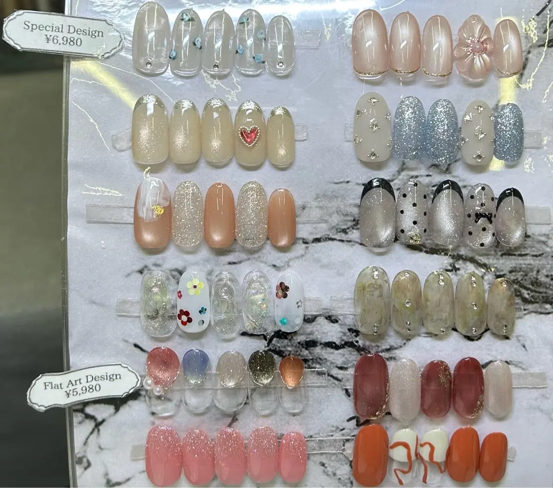 【オフなし】🩷flat artデザインネイル🩷４パターンから選べる♪の写真
