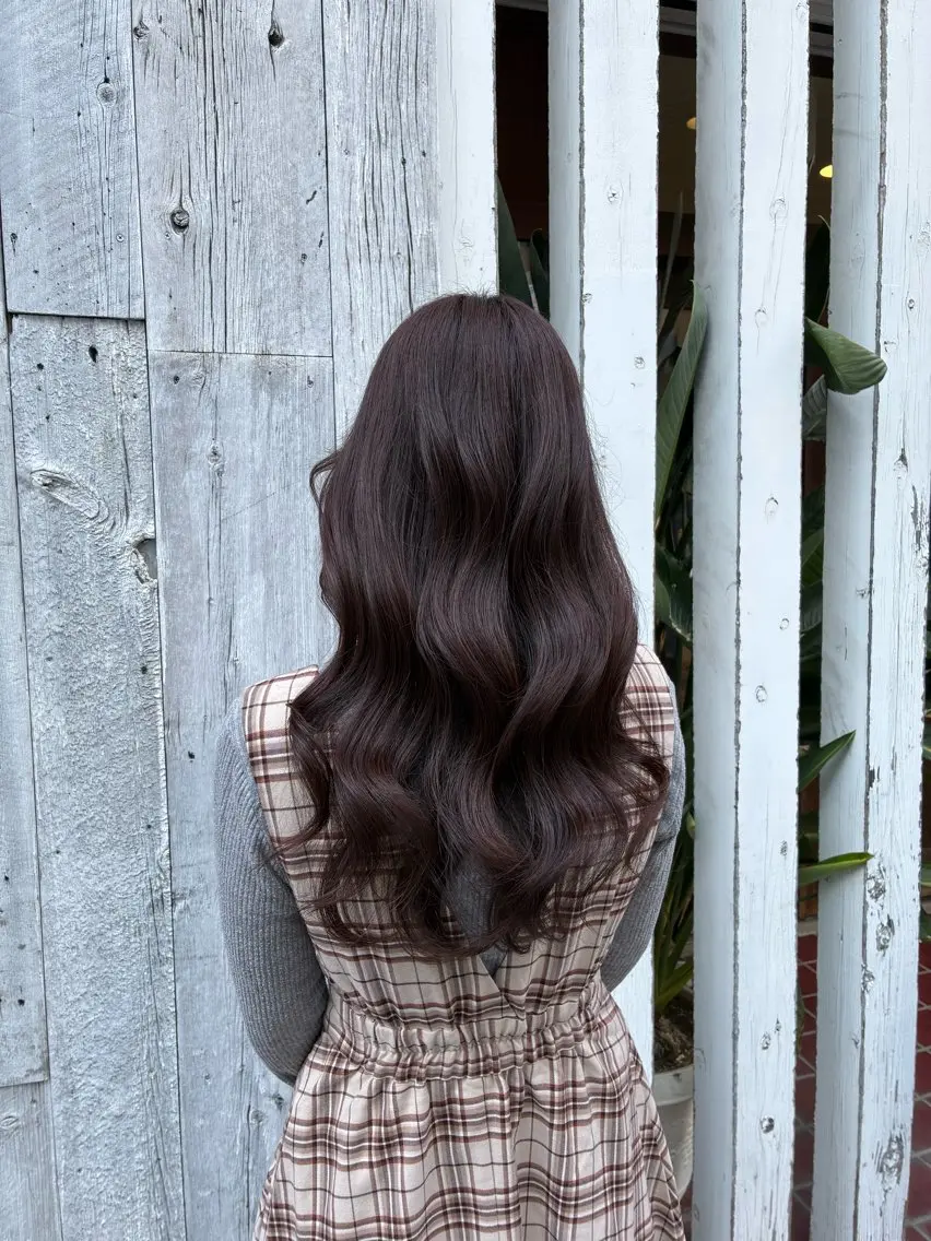 ロング カラー ブラウンカラー ナチュラルブラウン ヘアカラー トリートメント 梅原 姫🍬🐰のヘアスタイル