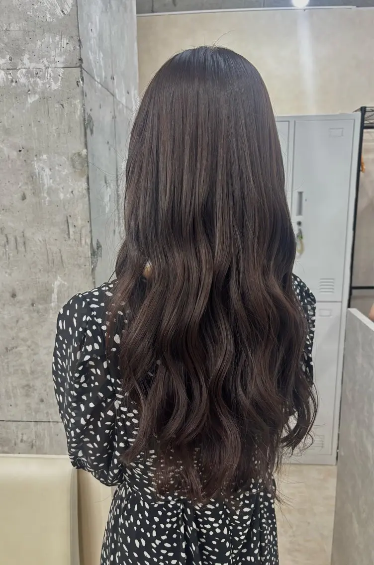 ロング カラー 藤澤 友里香のヘアスタイル