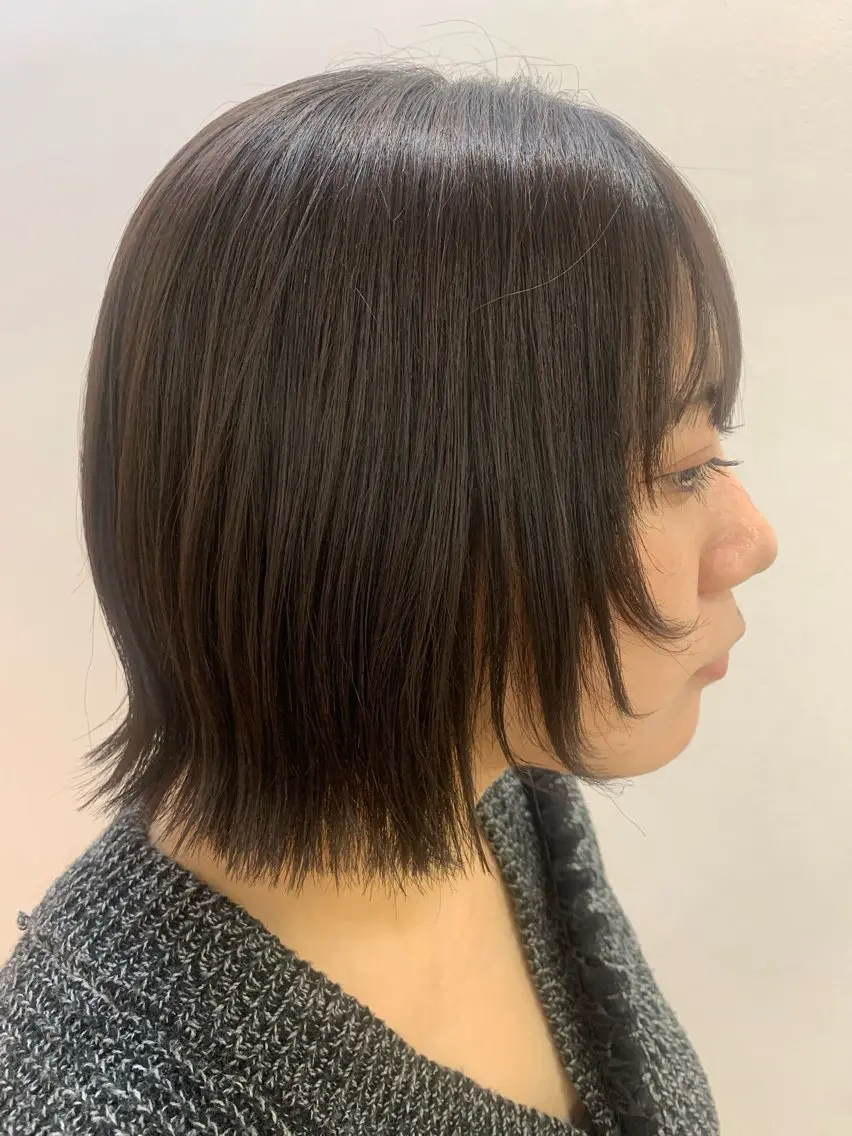 ショート 切りっぱなしボブ ボブ 顔まわりレイヤー 顔周りカット レイヤーカット カット トリートメント 佐々木 有彩のヘアスタイル