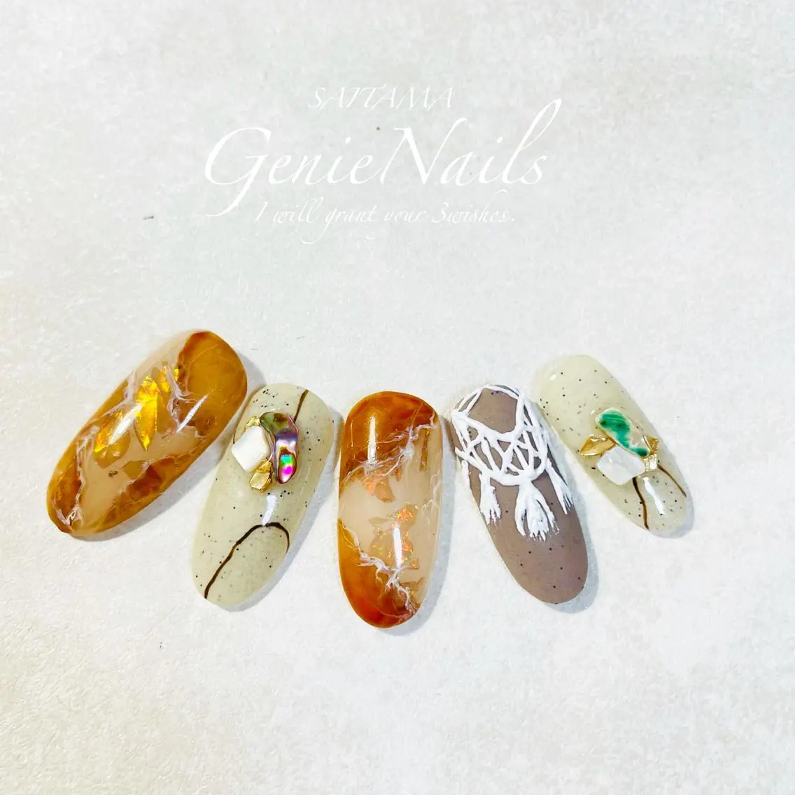 ネイル ニュアンスネイル Genie Nailsのネイルデザイン